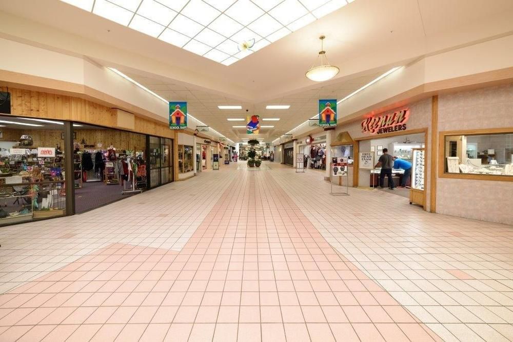 Butte Plaza Mall: 3100 Harrison Ave, Butte, MT 59701